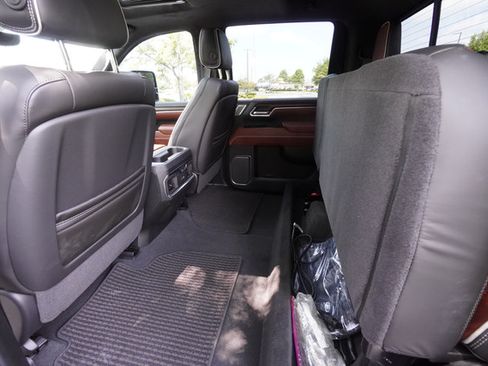 Used 2026 GMC Sierra 2500 Denali Ultimate AWD/4WD image 32