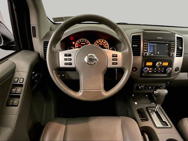 Used 2019 Nissan Frontier SL AWD/4WD image 5