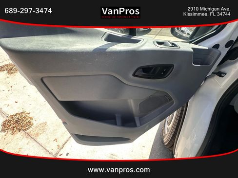 Used 2015 Ford Transit 250 130 Low Roof image 6