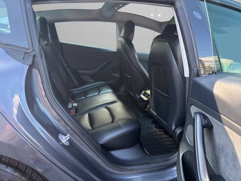 Used 2023 Tesla Model 3 Standard Range RWD image 12
