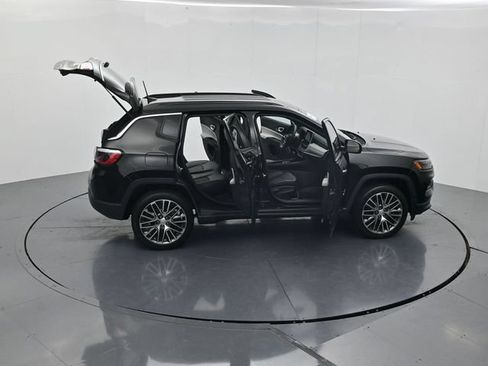 Used 2023 Jeep Compass Limited w/ Elite Group AWD/4WD image 48