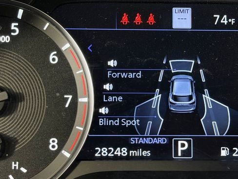 Used 2023 INFINITI QX50 Sport image 18