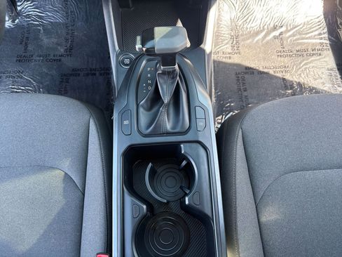 Used 2025 Kia K4 FWD image 40