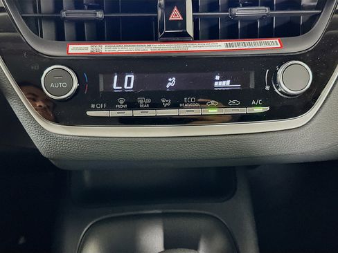 Used 2026 Toyota Corolla LE image 23