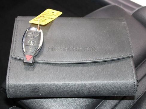 Used 2019 Mercedes-Benz GLA 250 4MATIC w/ Premium Package image 37