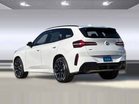 Used 2026 BMW X3 xDrive30i w/ Premium Package AWD/4WD image 3