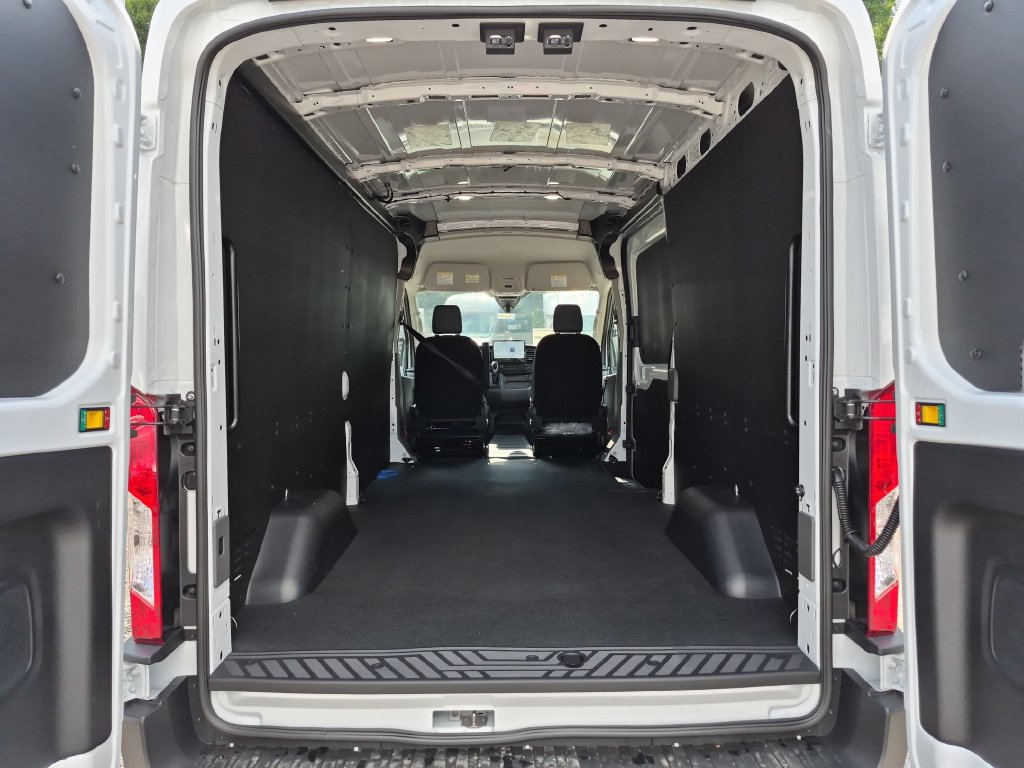 New 2026 Ford Transit 250 148 Medium Roof Extended AWD w/ Load Area Protection Package image 23