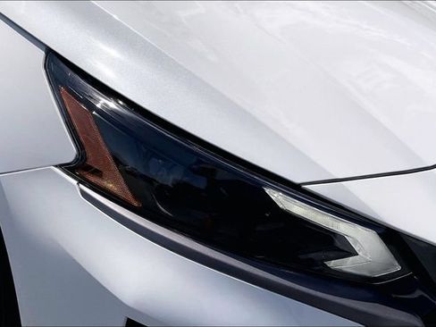 New 2026 Nissan Altima 2.5 SV AWD/4WD image 10