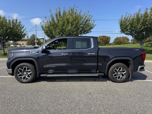 Used 2023 GMC Sierra 1500 SLT w/ SLT Premium Plus Package image 3