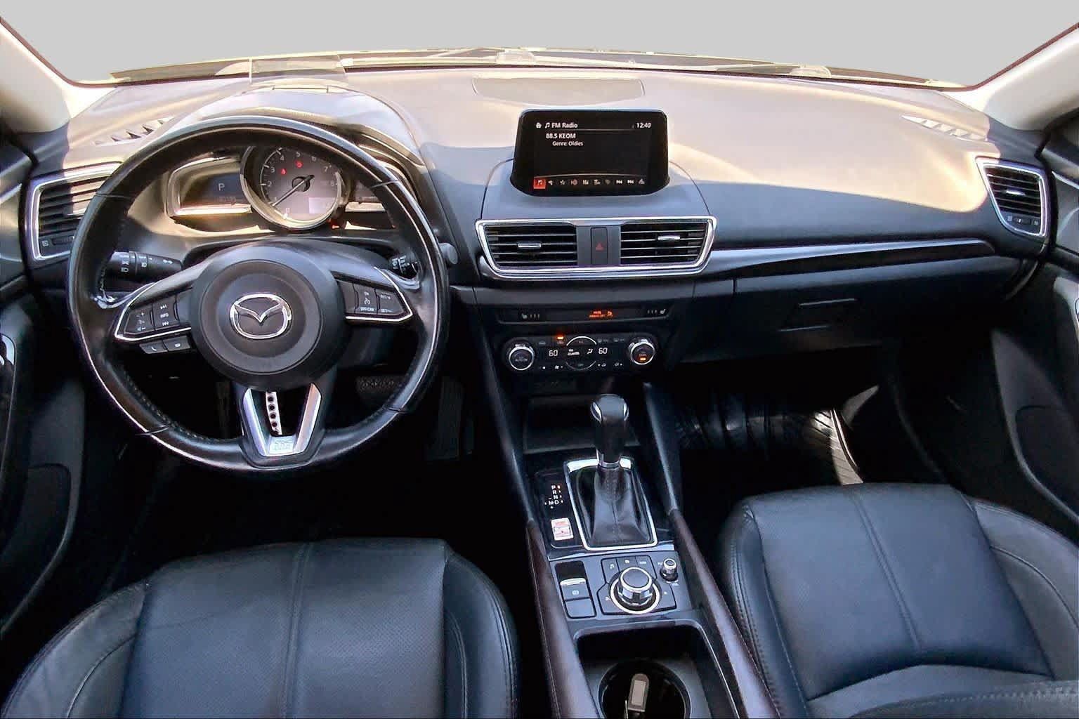 Used 2018 MAZDA MAZDA3 Grand Touring FWD image 14