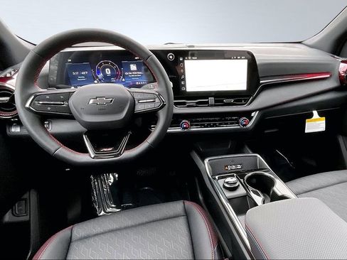 New 2026 Chevrolet Equinox RS w/ Convenience Package III image 5