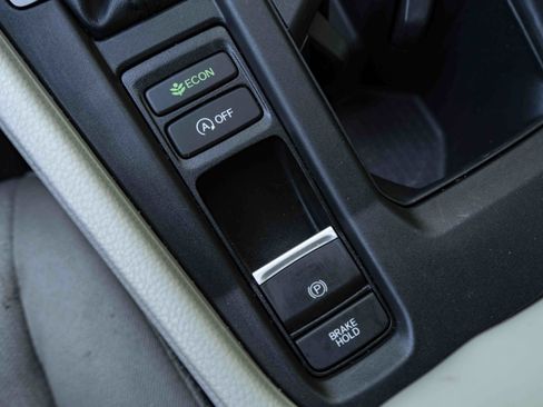Used 2024 Honda Accord LX image 27
