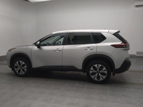 Used 2023 Nissan Rogue SV FWD image 3