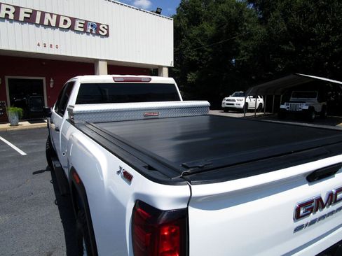 Used 2021 GMC Sierra 2500 4x4 Crew Cab w/ 1SA Safety Confidence Package image 27