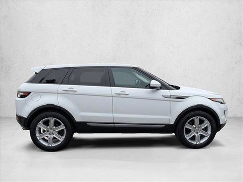Used 2014 Land Rover Range Rover Evoque Pure Premium image 5