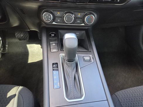 Used 2026 Nissan Kicks S FWD image 17