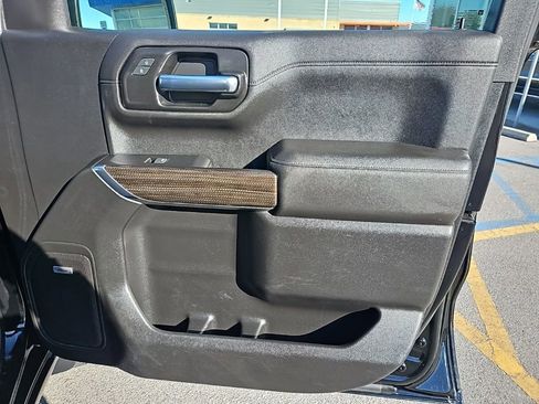 Used 2020 Chevrolet Silverado 1500 LT Trail Boss image 36