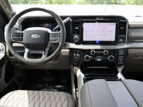 New 2026 Ford F350 Platinum w/ Platinum Plus Package AWD/4WD image 6