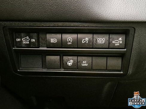 Used 2023 Toyota Tundra Limited AWD/4WD image 16