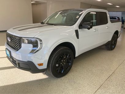 New 2026 Ford Maverick Lariat w/ Black Appearance Package