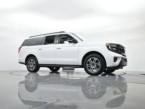 Certified 2025 Ford Expedition Max Active AWD/4WD image 38
