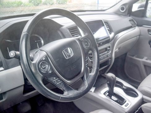 Used 2016 Honda Pilot EX-L image 11