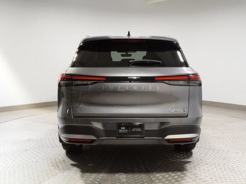 Certified 2027 INFINITI QX60 Luxe w/ Cargo Package AWD/4WD image 7