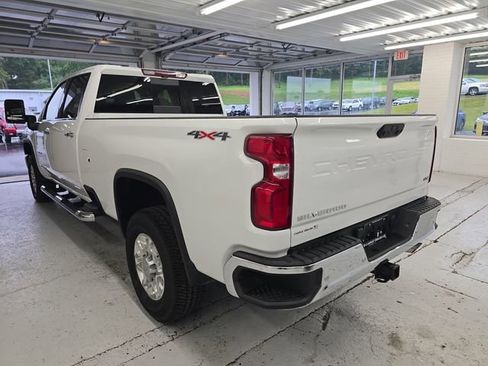 Certified 2024 Chevrolet Silverado 2500 LTZ w/ LTZ Premium Package AWD/4WD image 3