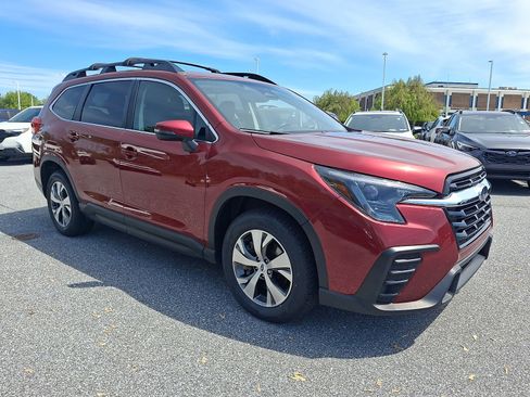 Certified 2023 Subaru Ascent Premium w/ Convenience Package AWD/4WD image 3