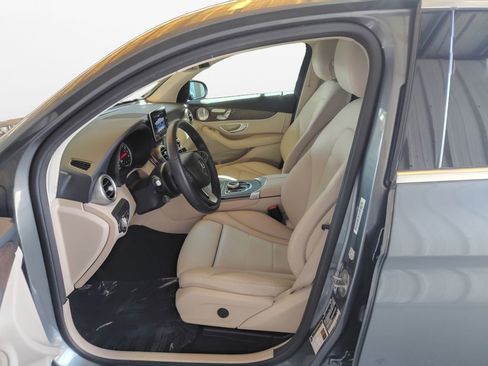 Used 2018 Mercedes-Benz GLC 300 4MATIC Coupe image 18