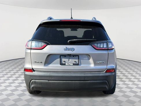 Used 2020 Jeep Cherokee Latitude Plus image 6