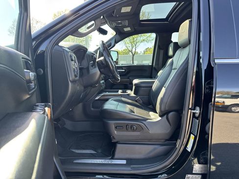 Used 2021 Chevrolet Silverado 3500 High Country image 16