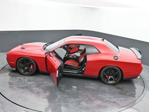Used 2016 Dodge Challenger SRT Hellcat image 83