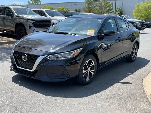 Used 2023 Nissan Sentra SV image 3