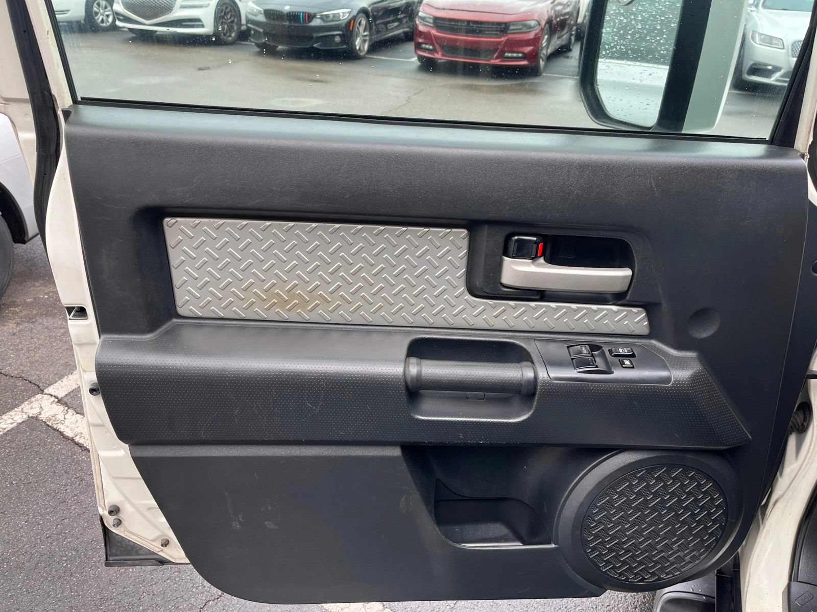 Used 2010 Toyota FJ Cruiser 4WD image 35