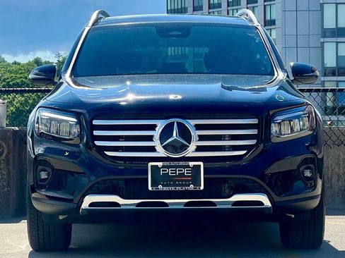 Certified 2026 Mercedes-Benz GLB 250 4MATIC image 3