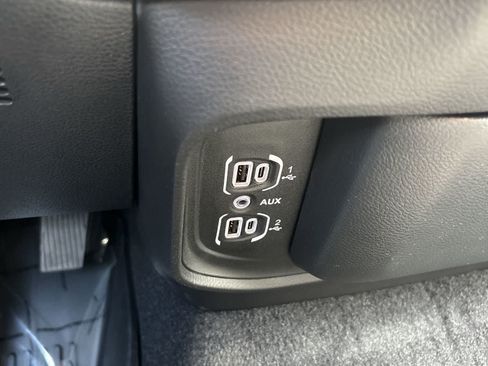 New 2026 RAM 1500 Warlock AWD/4WD image 28