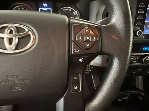 Used 2021 Toyota Tacoma SR AWD/4WD image 16