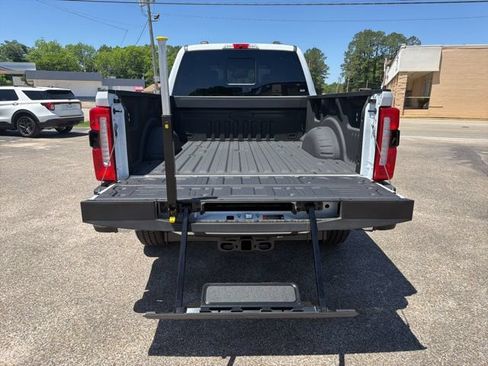 New 2026 Ford F250 Lariat w/ Chrome Package AWD/4WD image 13
