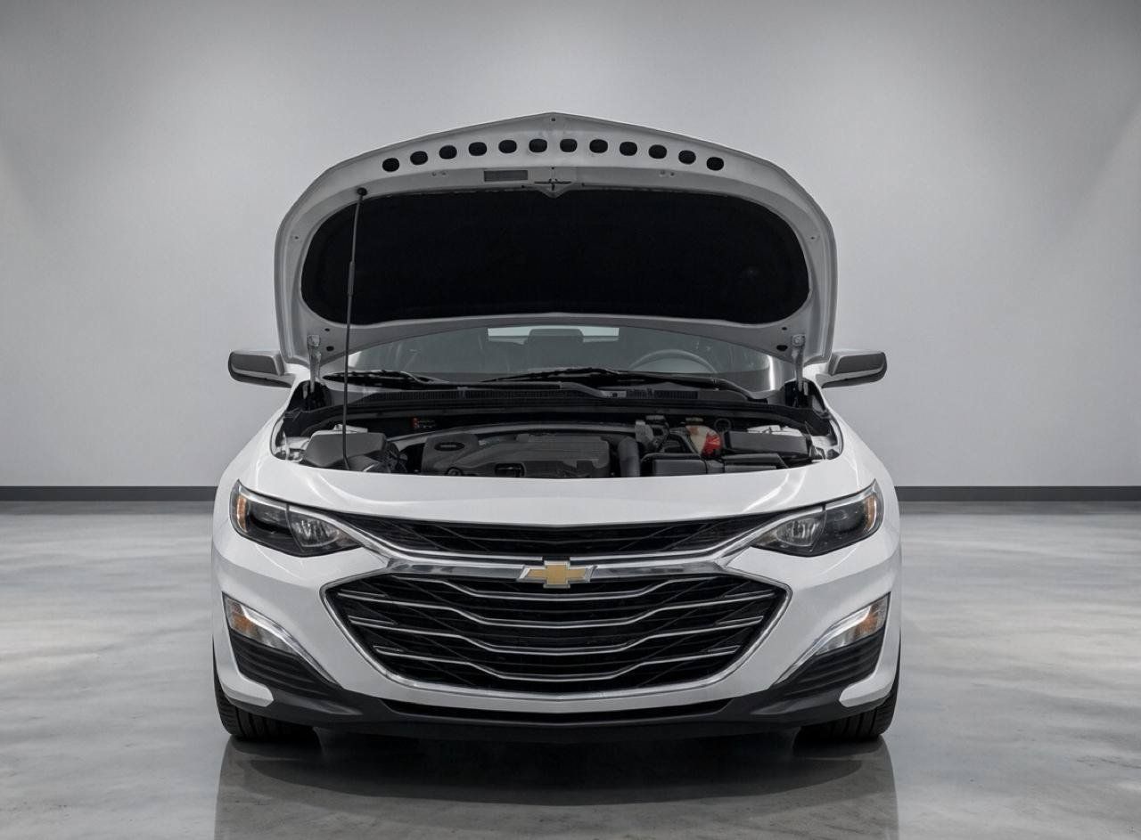 Used 2023 Chevrolet Malibu LS FWD image 9