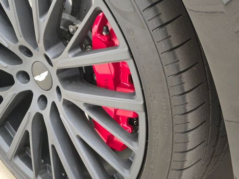 Used 2023 Aston Martin DBX 707 image 14