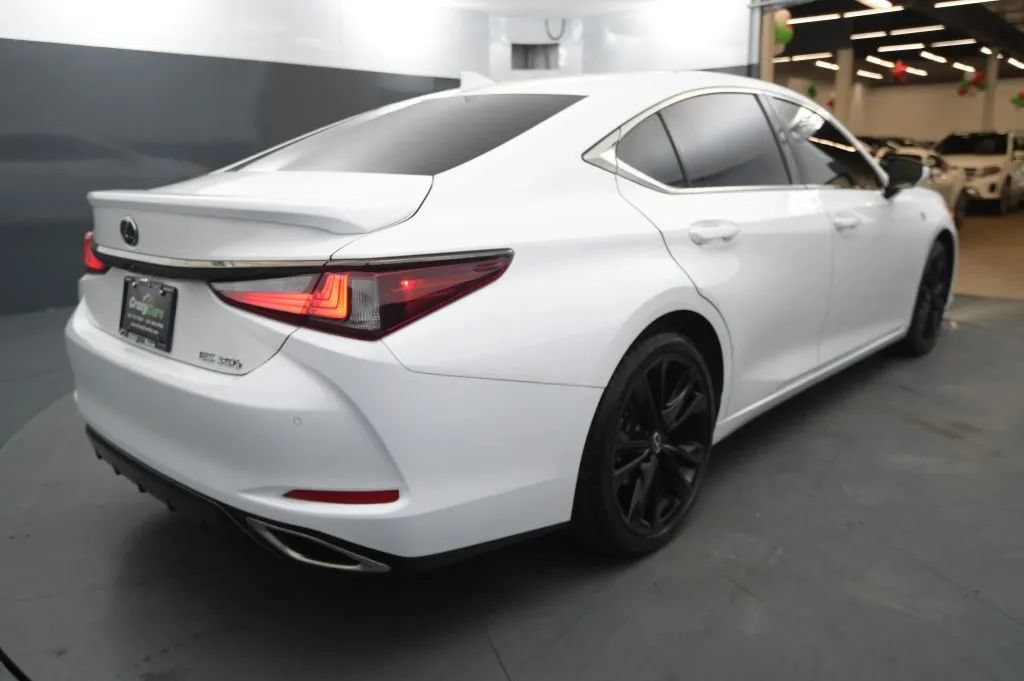 Used 2024 Lexus ES 350 F Sport w/ Accessory Package (Z2) FWD image 5