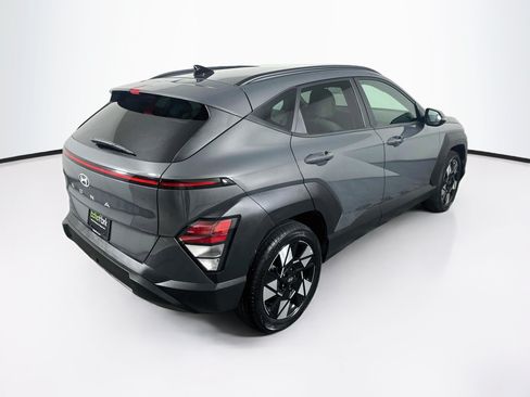 Used 2025 Hyundai Kona SEL FWD image 9