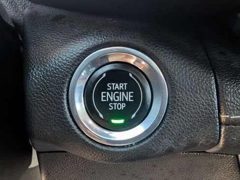 Used 2023 Buick Envision Essence w/ Technology Package I image 30