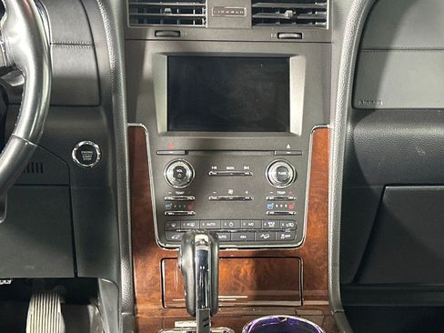 Used 2017 Lincoln Navigator Select image 27