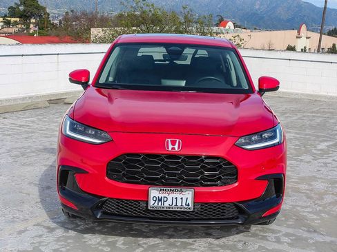 Used 2024 Honda HR-V EX-L image 2