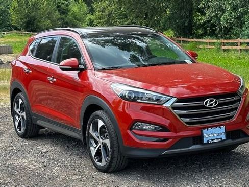 Used 2016 Hyundai Tucson Limited w/ Option Group 03 AWD/4WD image 2