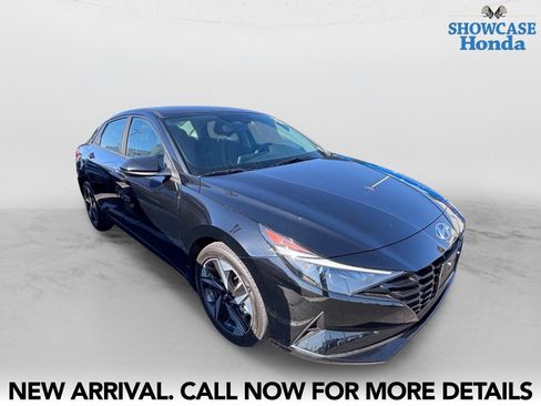 Used 2023 Hyundai Elantra SEL w/ Convenience Package FWD image 6