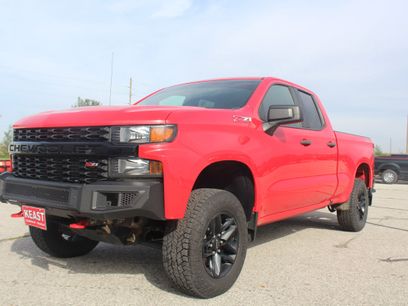 Used 2019 Chevrolet Silverado 1500 Custom Trail Boss w/ Custom Convenience Package