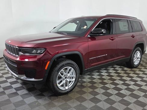 New 2026 Jeep Grand Cherokee L Laredo image 3